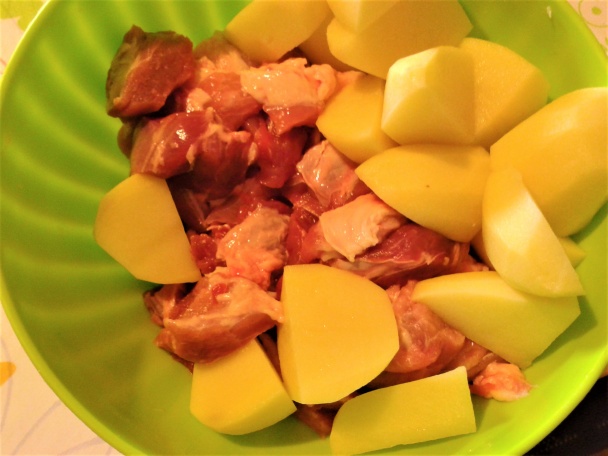 Bravčové koleno v zemiakovej babe (fotorecept) - obrázok 2