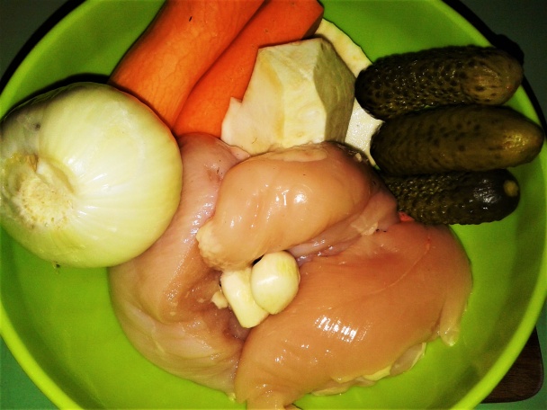 Šalát z kuracích pŕs na spôsob tresky (fotorecept) - obrázok 1