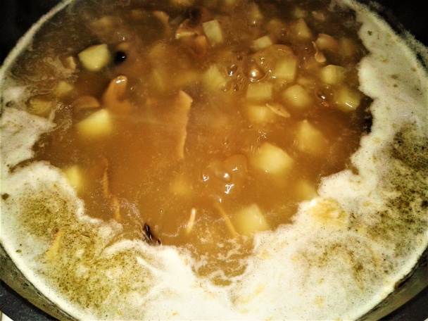 Polievka z cukrovej repy so sušenými hubami (fotorecept)  - obrázok 4