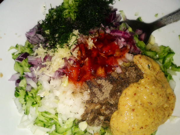 Cviklovo-uhorkový šalát s kyslou smotanou (fotorecept) - obrázok 5