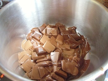 Nepečený čokoládový cheesecake (fotorecept) - obrázok 3
