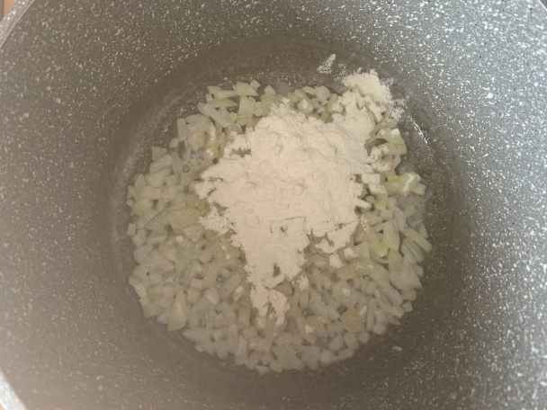 Fazuľovo-kapustová polievka šútolica - obrázok 1