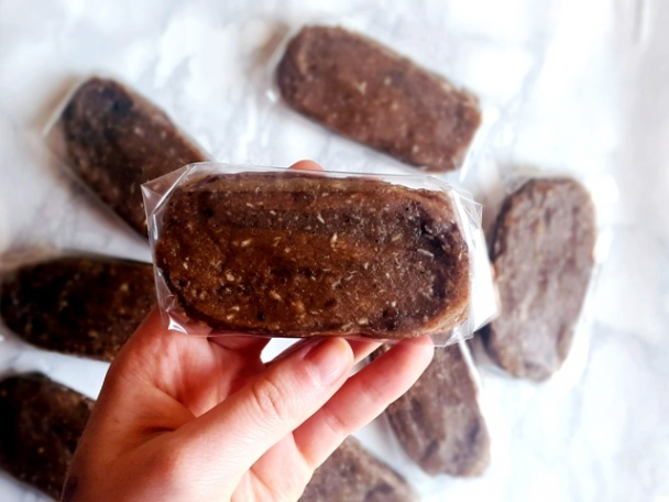 Domáce raw datľovo-banánové tyčinky - obrázok 2