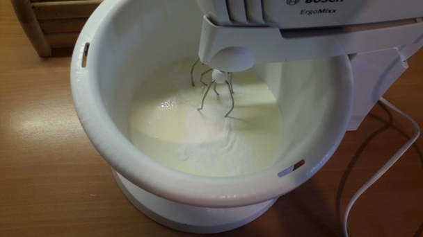 Tradičný medový krémeš (fotorecept) - obrázok 7