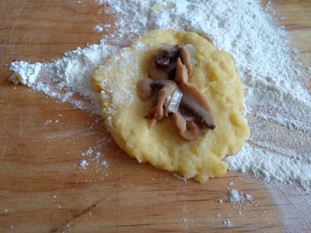 Zemiakové zrazy (Картопляні зрази) (fotorecept) - obrázok 4