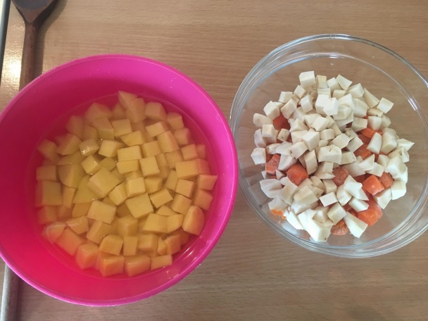 Pikantná fazuľová polievka s mletým mäsom (fotorecept) - obrázok 5