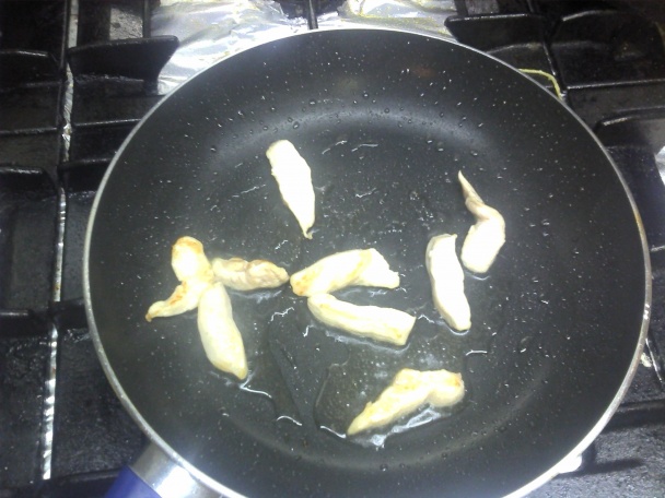 Gnochi s paradajkovo-syrovou omáčkou a s kuracím mäsom - obrázok 1