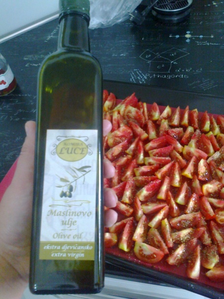 Pripečené paradajky sterilizované - obrázok 5