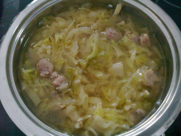 Bravčové kocky s karamelovo-kapustovou omáčkou (fotorecept) - obrázok 15