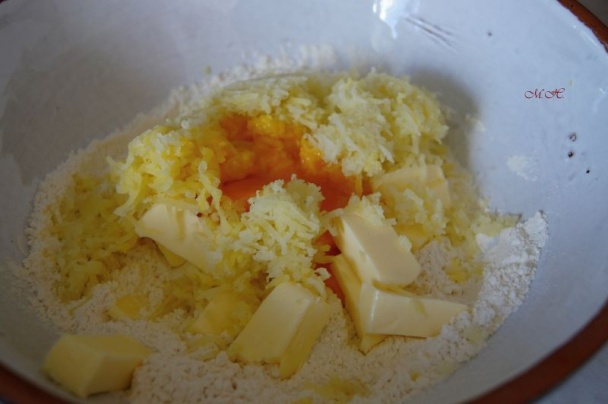 Bramborové čtverečky sypané parmazánem podle paní Drahomily (fotorecept) - obrázok 1