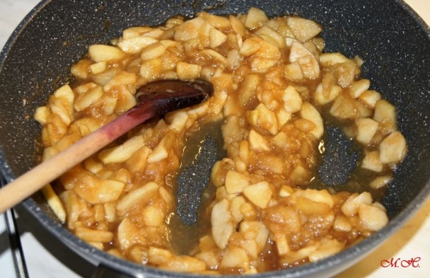 Vánoční drobenkový koláč s jablky (fotorecept) - obrázok 2