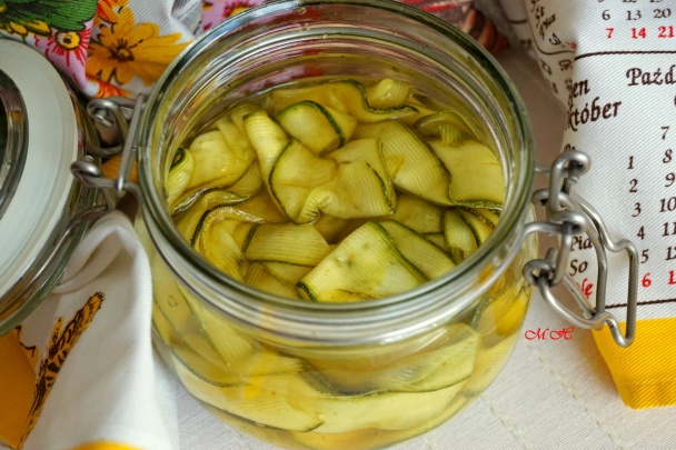 Pikantní, křupavý a rychle připravený salát z mladých cuket (fotorecept) - obrázok 4