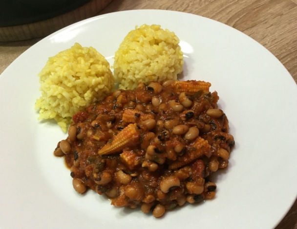 Čiernooká fazuľa v paradajkovej omáčke - obrázok 4