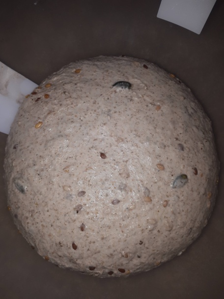 Veronikin kváskový drevorubačský chlieb (fotorecept) - obrázok 2