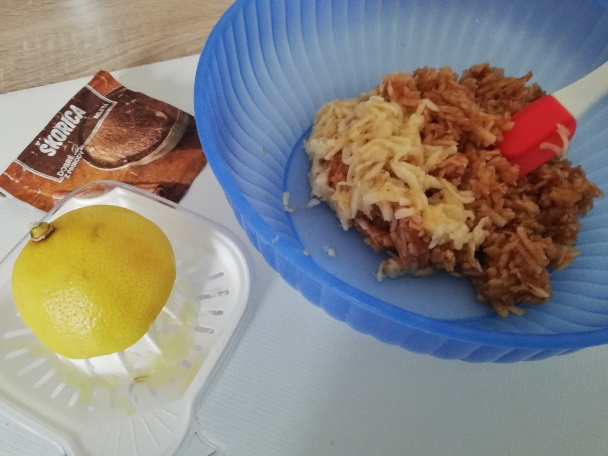 Jablkovo-makový koláč z lístkového cesta (fotorecept) - obrázok 2