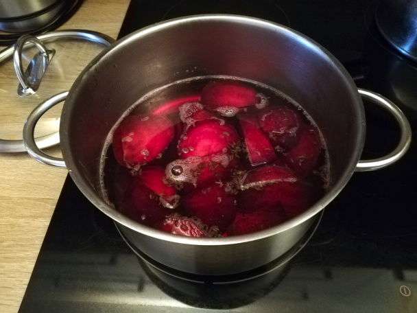 Cviklová nátierka s cottage syrom (fotorecept) - obrázok 1