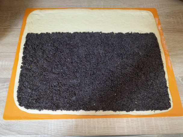 (Ne)tradičný kysnutý jablkovo-makový koláč (fotorecept) - obrázok 3