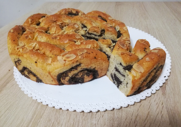 (Ne)tradičný kysnutý jablkovo-makový koláč (fotorecept) - obrázok 9