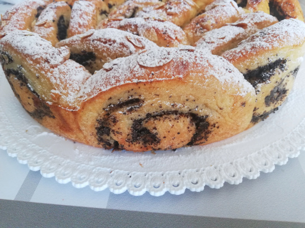 (Ne)tradičný kysnutý jablkovo-makový koláč (fotorecept) - obrázok 10