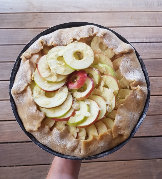 Jablková galetka s vanilkovým krémom - obrázok 4