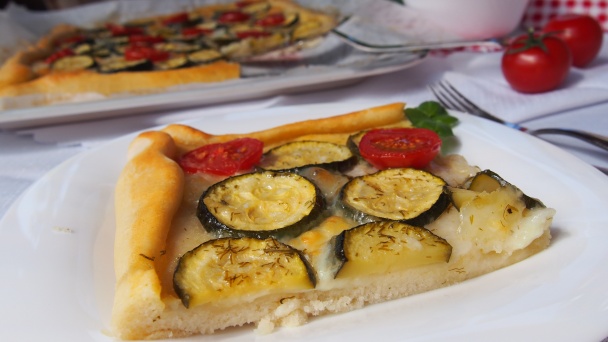 Bezlepkový cuketový koláč s kôprom  - obrázok 3