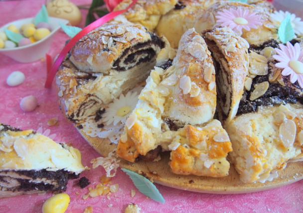 Veľkonočný veniec z kysnutého cesta bez lepku s tromi plnkami (fotorecept) - obrázok 8