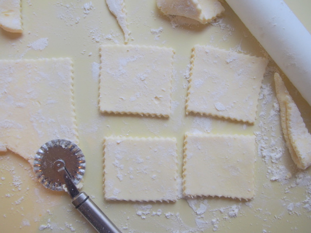 Marhuľové štvorčeky bez lepku z domáceho lístkového cesta (fotorecept) - obrázok 4