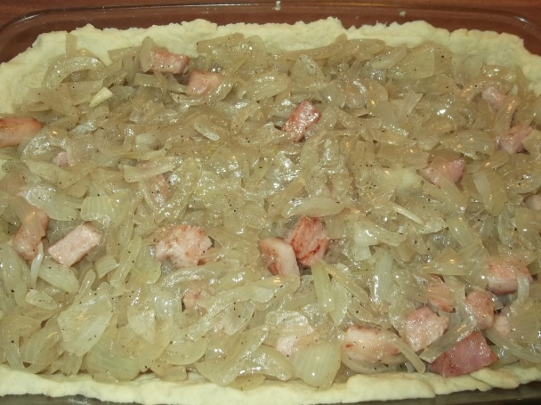 Cibuľový koláč so slaninou (fotorecept) - obrázok 7