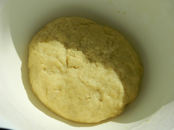 Poľský veľkonočný veniec s domácou čučoriedkovou omáčkou (fotorecept) - obrázok 1