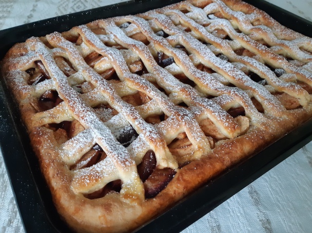 Jablkovo-slivkový mrežovník z tvarohového cesta (fotorecept) - obrázok 7