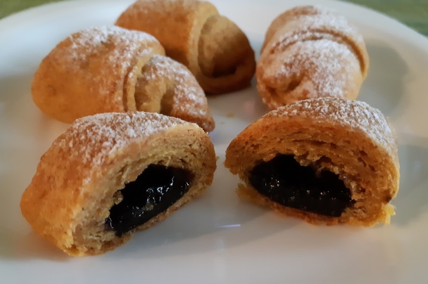 Mrkvové rožteky so slivkovým lekvárom (fotorecept) - obrázok 5