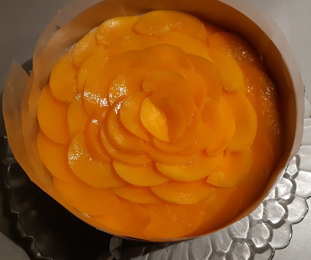 Broskyňová mousse torta s bielou čokoládou (fotorecept) - obrázok 9