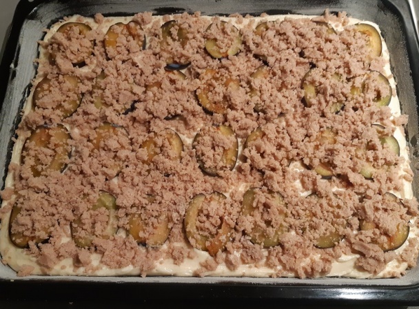 Výborný slivkový koláč z jogurtového cesta (fotorecept) - obrázok 4