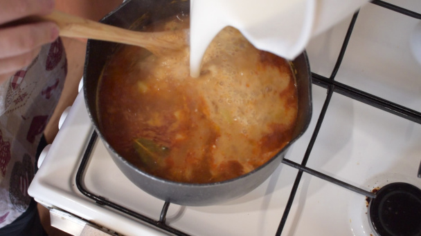 Zemiaková polievka so smotanou z roku 1989 (videorecept) - obrázok 3