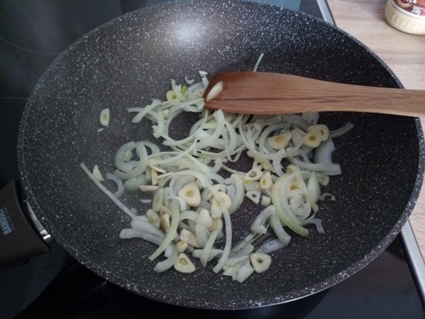 Kuracia pečeň so slaninou (fotorecept) - obrázok 2