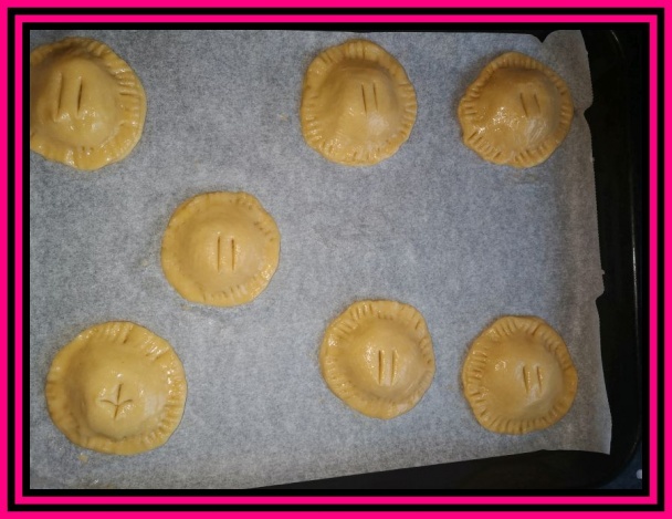 Jablkové minikoláčiky na spôsob apple pie - obrázok 3