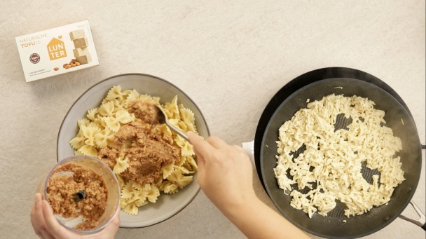 Cestoviny s Tofu a pestom (videorecept) - obrázok 3