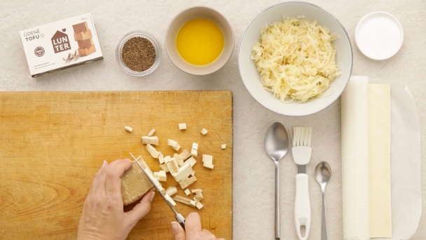 Slané Tofu šatôčky z lístkového cesta (fotorecept) - obrázok 1