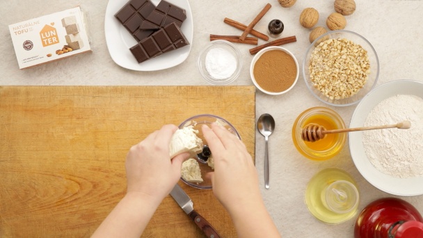 Škoricové donuty z Tofu (videonávod) - obrázok 1