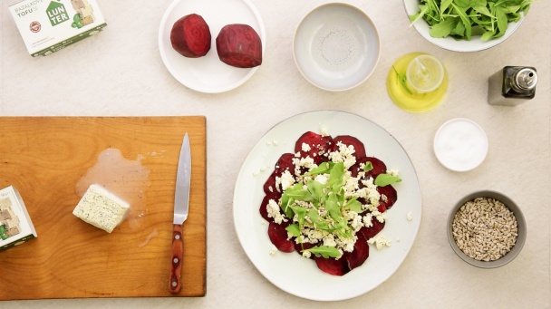 Carpaccio z červenej cvikly a bazalkového Tofu (fotorecept) - obrázok 3
