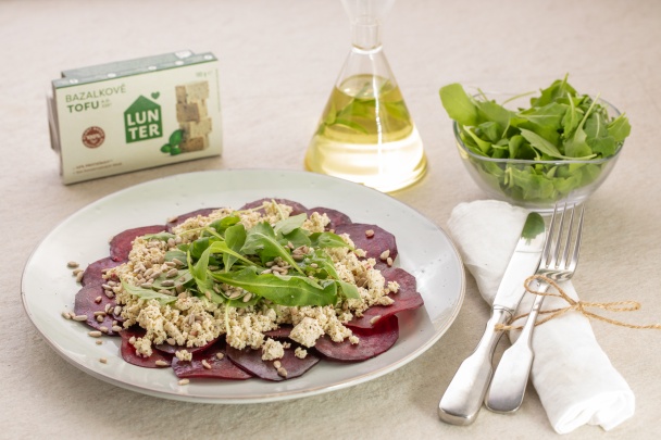Carpaccio z červenej cvikly a bazalkového Tofu (fotorecept) - obrázok 4