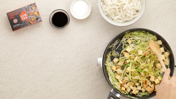 Ryžové rezance s čili a Tofu - obrázok 4