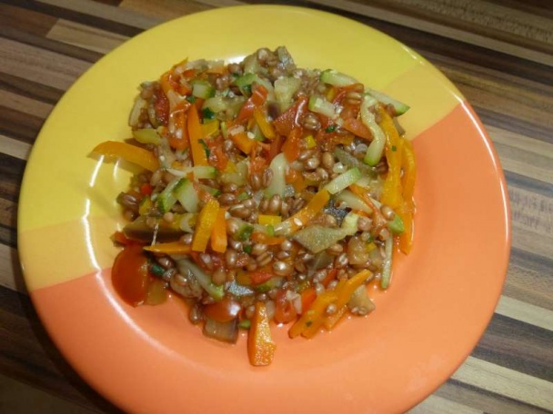 Pšenica so zeleninkou, jemne posypaná bryndzou (fotorecept) - obrázok 12