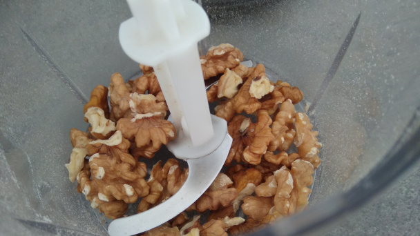 Cestoviny s orechovým pestom (Pasta con Salsa di Noci) (fotorecept) - obrázok 1