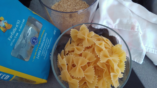 Cestoviny s orechovým pestom (Pasta con Salsa di Noci) (fotorecept) - obrázok 2