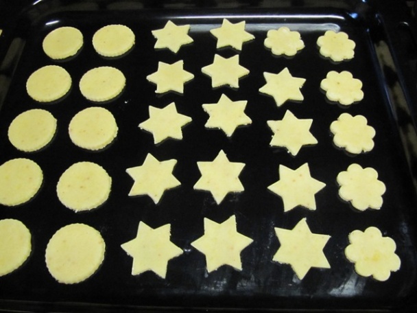 Vianočné keksy plnené orechmi (fotorecept) - obrázok 3