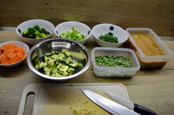 Pohánkové zeleninové rizoto s kúskami kuracieho mäska (fotorecept) - obrázok 2