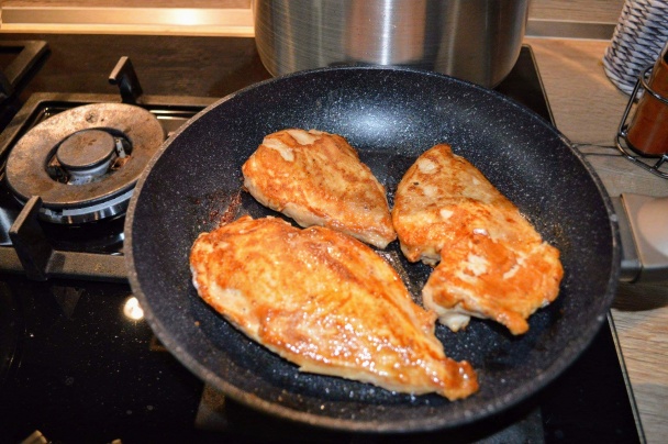 Pohánkové zeleninové rizoto s kúskami kuracieho mäska (fotorecept) - obrázok 5