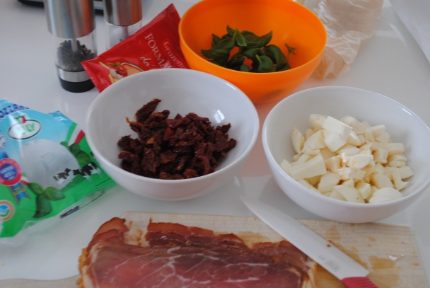 Ravioli so sušenými paradajkami a prosciuttom - obrázok 2