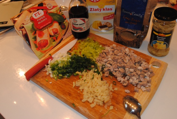 Jarné rolky s mäsovou plnkou (fotorecept) - obrázok 2